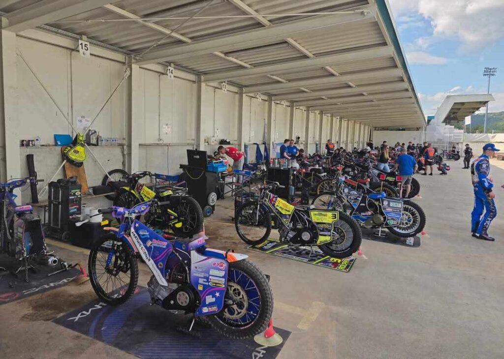 34 voznikov iz 16 držav je v Krškem iskalo pot v Prago na finale kadetskega (SGP3) SP