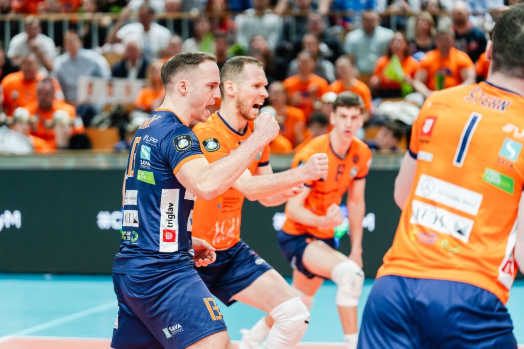 ACH Volley v Kamniku brez večjih težav ugnal Calcit