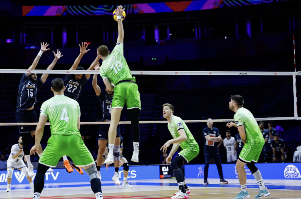 Slovenska moška odbojkarska reprezentanca premagala izbrano vrsto Irana