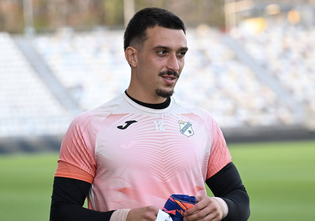 Igor Vekić podpisal za Rijeko, pridružil se bo ekipi Matjaža Keka