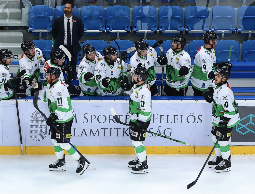 Olimpija prvič izgubila v ligi ICE, v Linzu zmanjkalo časa za preobrat
