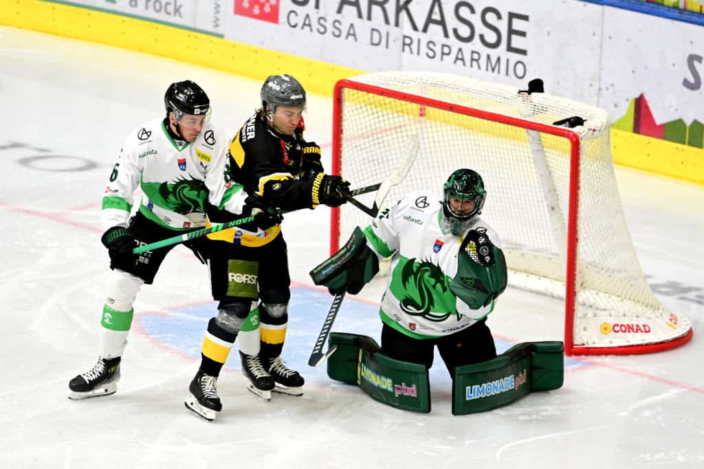 Olimpija v Brunicu ostala praznih rok, Pustertal do zmage s 4:2